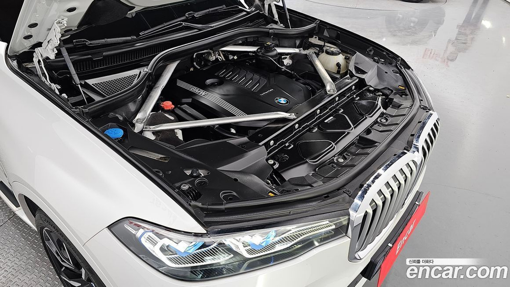 BMW X7 (G07) xDrive 40i M Sports 6-и местный (01.2022)