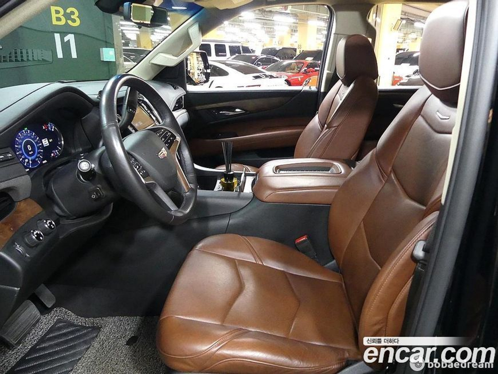 Cadillac Escalade 6.2 (11.2019)