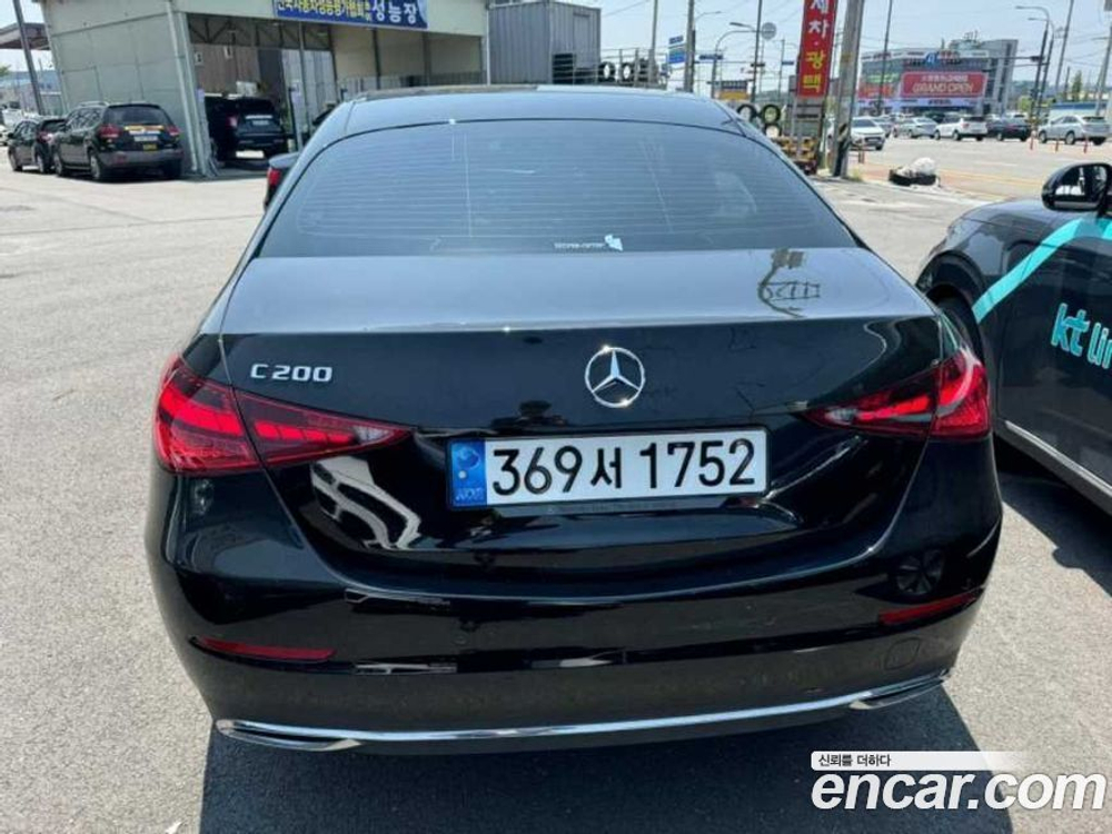 Mercedes-Benz C-Class W206 C200 Avangarde (11.2022)