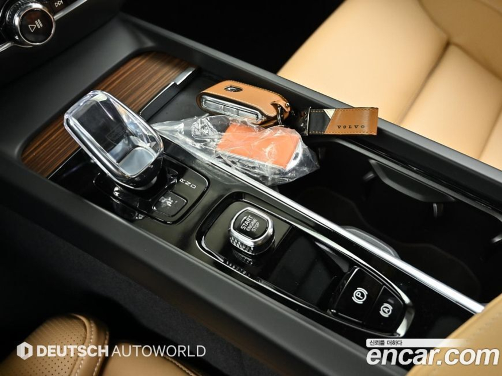 Volvo S60 3 Generation B5 Ultimate Bright (09.2023)