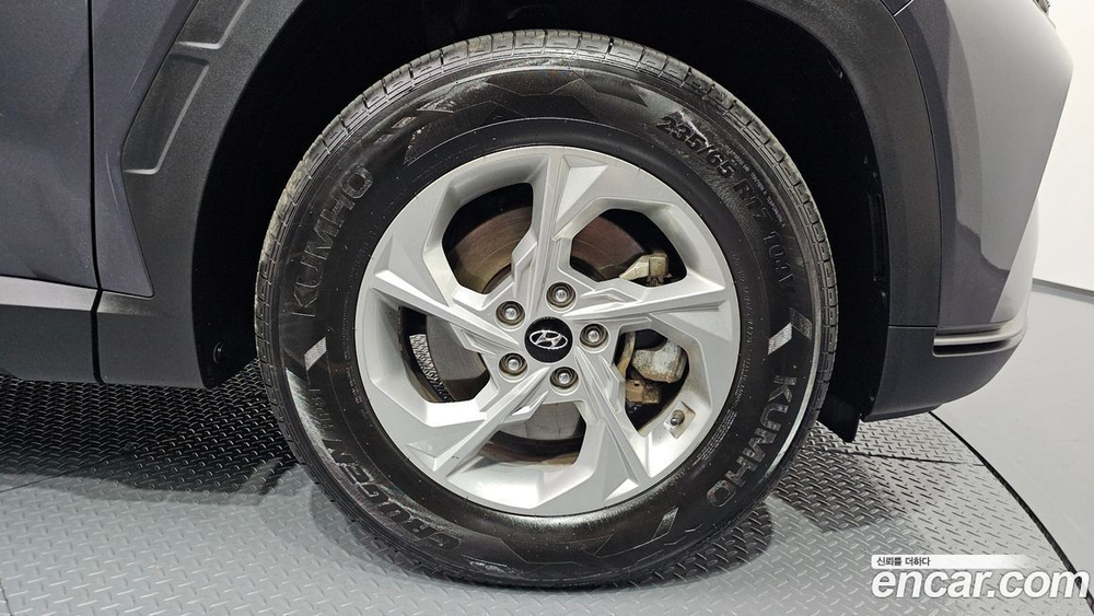 Hyundai Tucson (NX4) Дизель 2.0 2WD (04.2021)