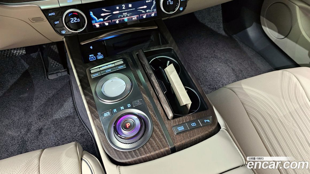 Genesis G80 (RG3) Бензин 2.5 Turbo 2WD (03.2022)