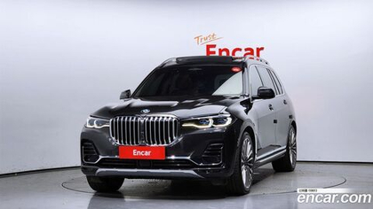 BMW X7 (G07) xDrive 40i Design Pure Excellence 6-и местный (06.2022)