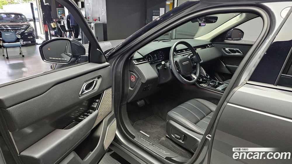 Land Rover Range Rover Bella 2.0 D240 SE (08.2019)