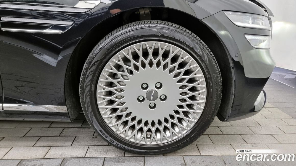 Genesis G80 (RG3) Бензин 2.5 Turbo AWD (07.2023)
