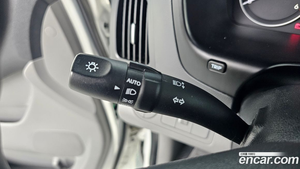 Hyundai The New Grand Starex Van 3-х местный (09.2020)
