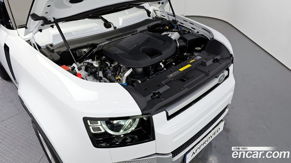 Land Rover Defender (L663) 90 D250 SE (03.2023)
