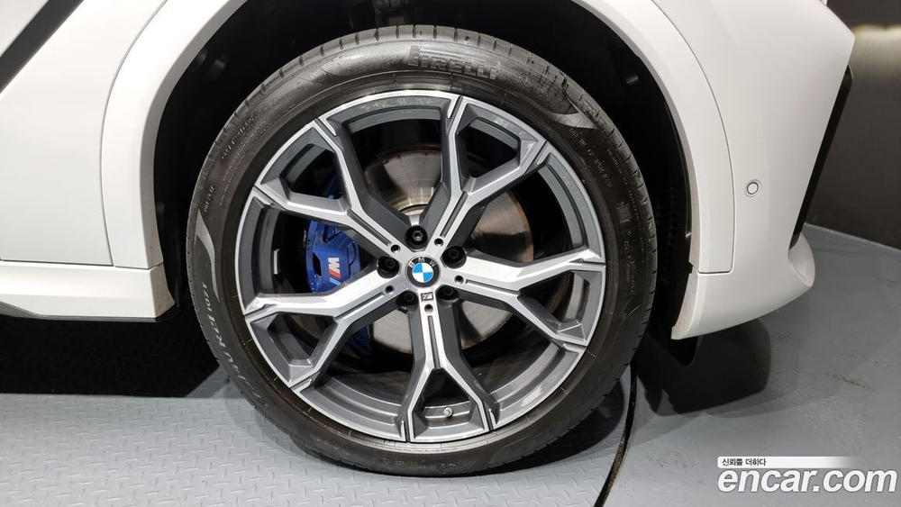 BMW X6 (G06) xDrive40i M Sports (12.2020)