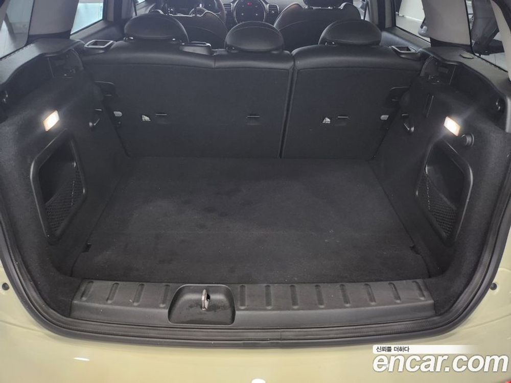 Mini Cooper Clubman Classic Plus 라이트 (08.2021)