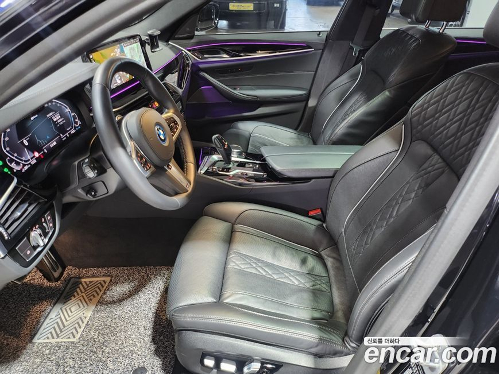 BMW 5 Series (G30) 530e M Sports (10.2021)