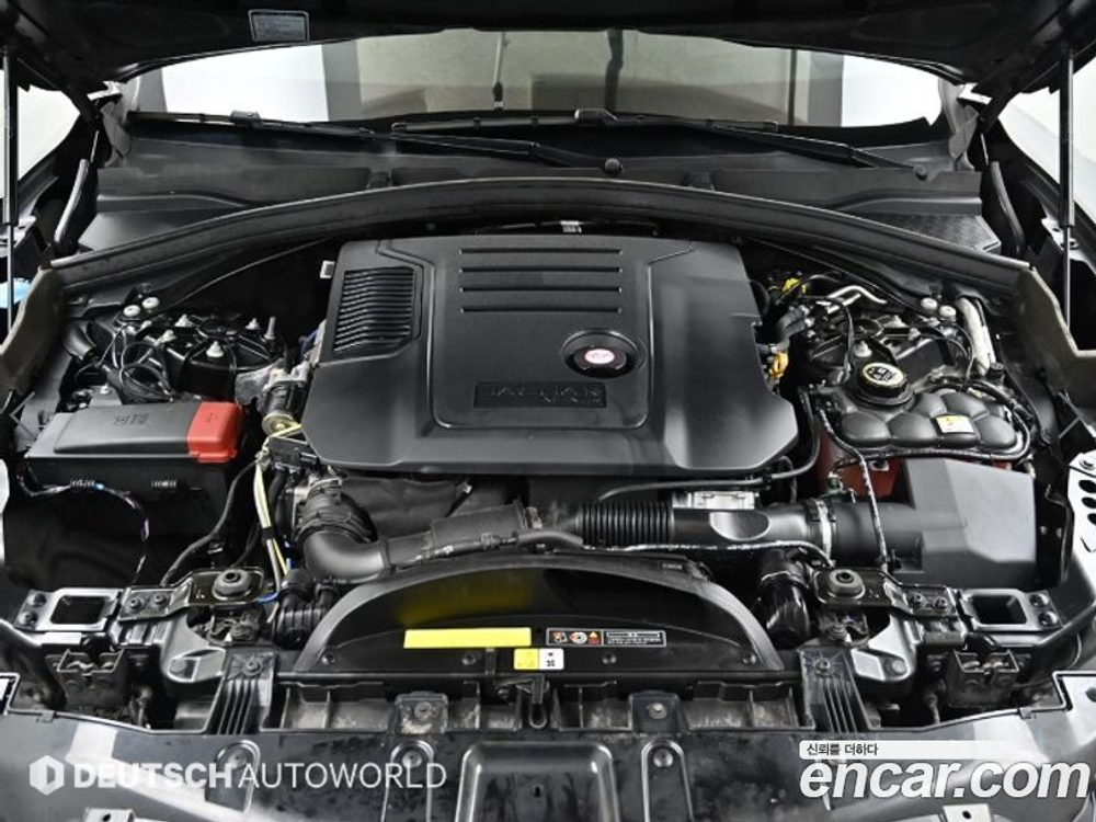 Jaguar F-PACE D200 SE (12.2021)