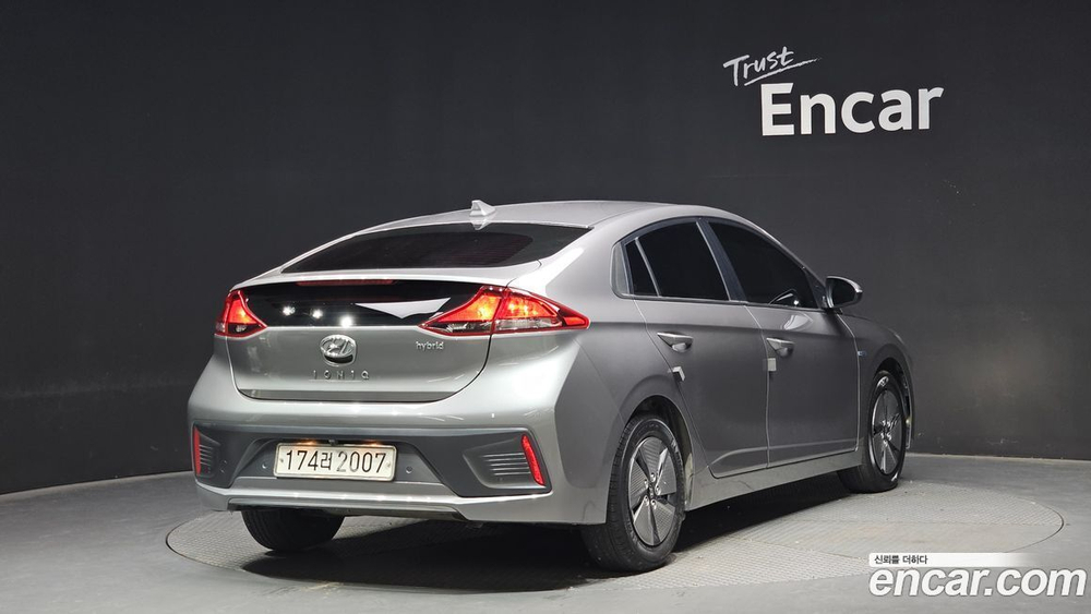 Hyundai The New Ionic Hybrid 1.6 HEV (09.2019)