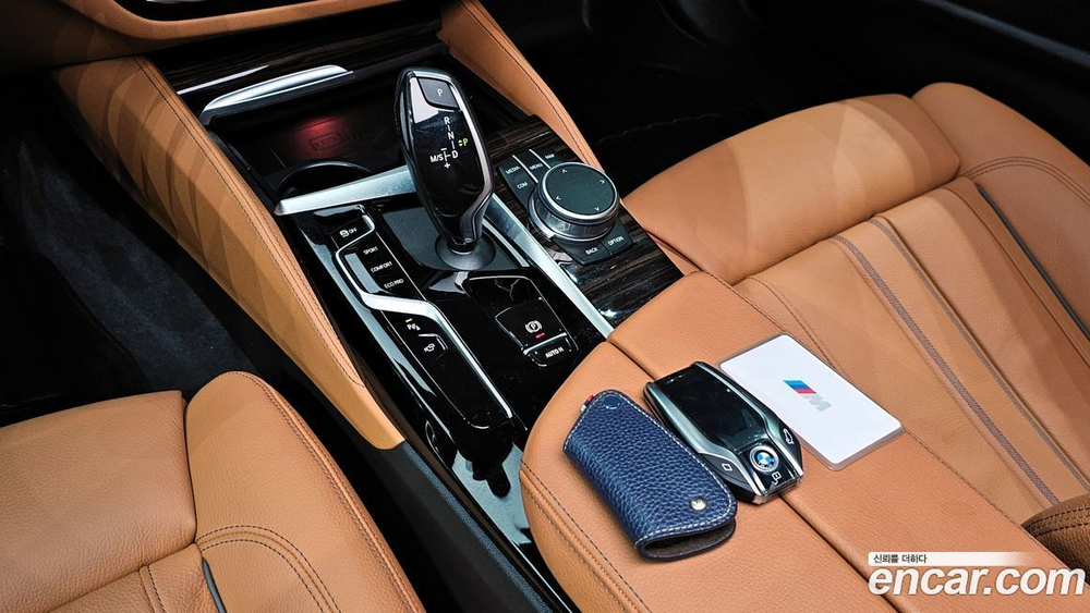BMW 5 Series (G30) 520i M Sports (07.2021)
