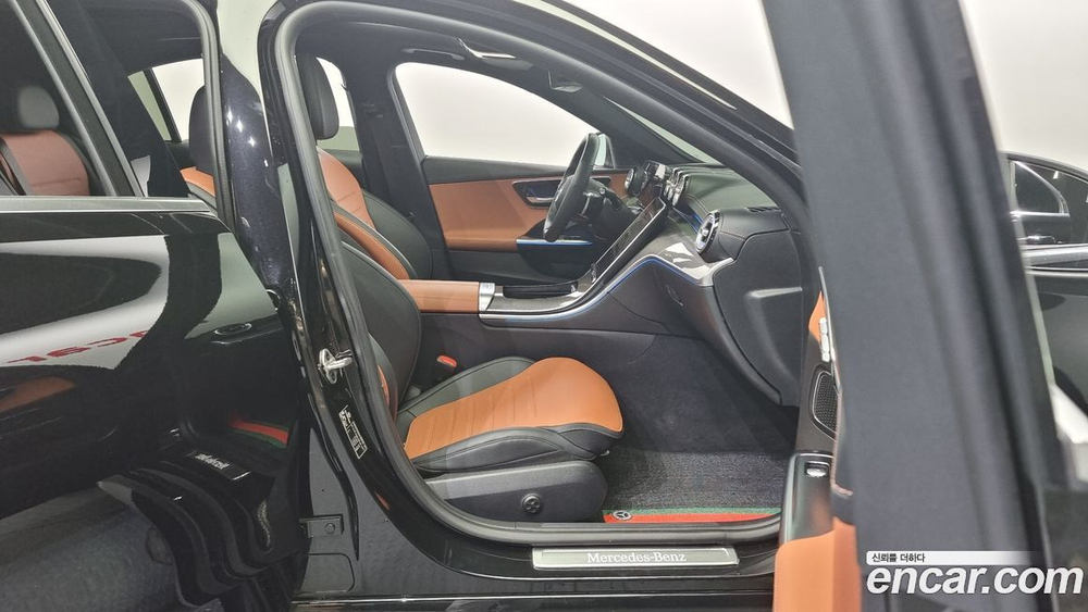 Mercedes-Benz C-Class W206 C300 AMG Line (03.2022)
