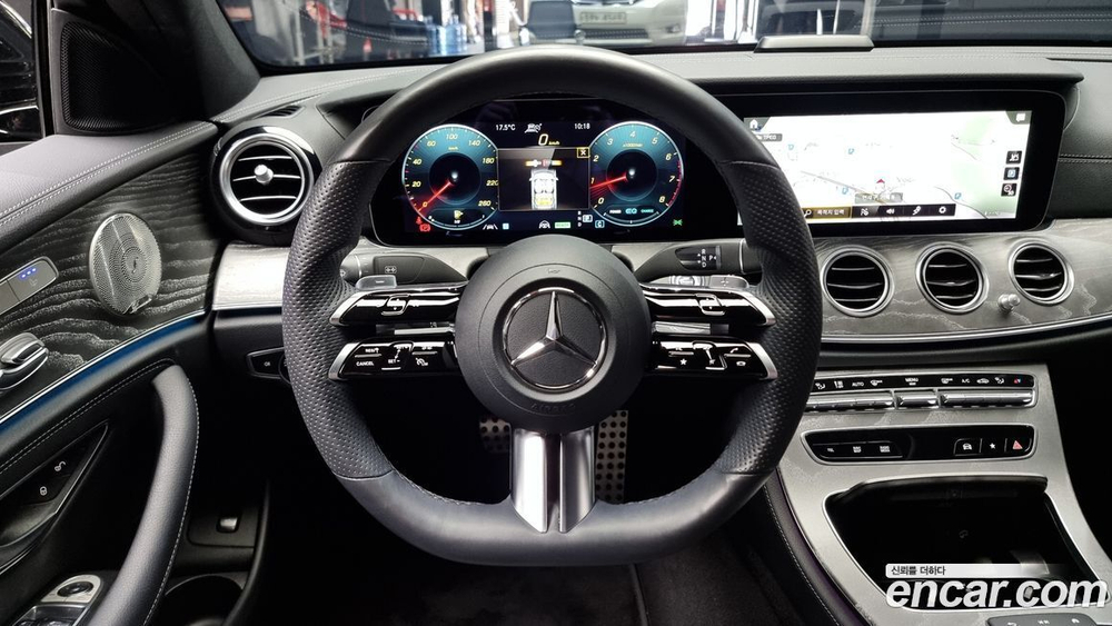 Mercedes-Benz E-Class W213 E350 4MATIC AMG Line (04.2022)