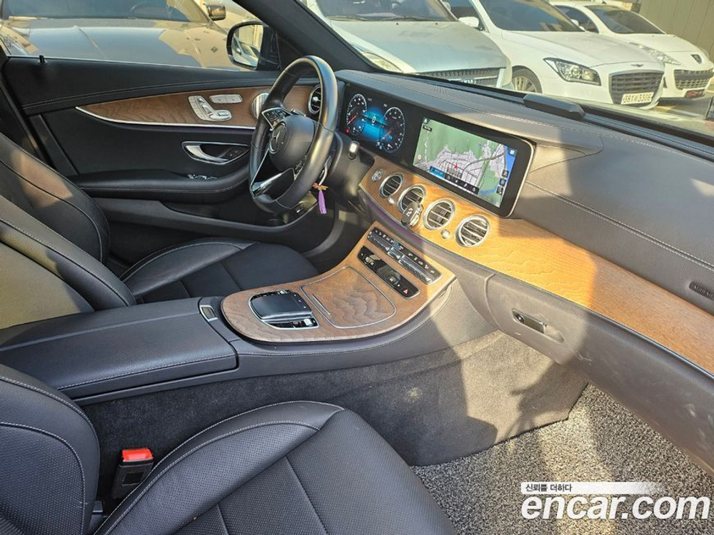 Mercedes-Benz E-Class W213 E300e 4MATIC Exclusive (01.2021)