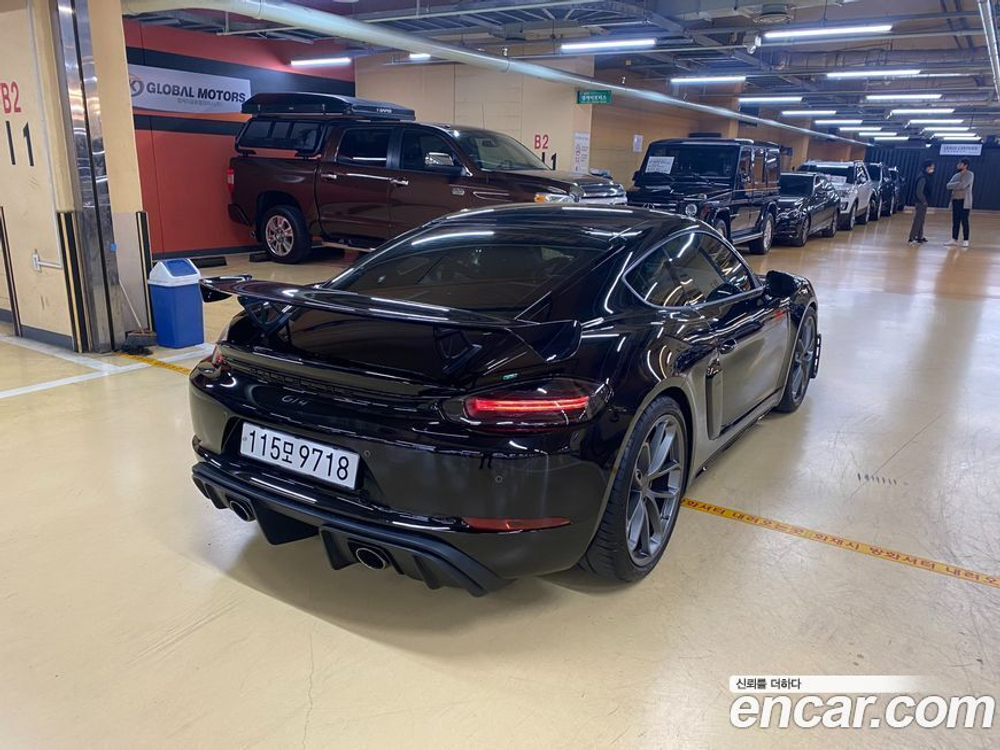 Porsche 718 Cayman 4.0 GT4 (12.2020)