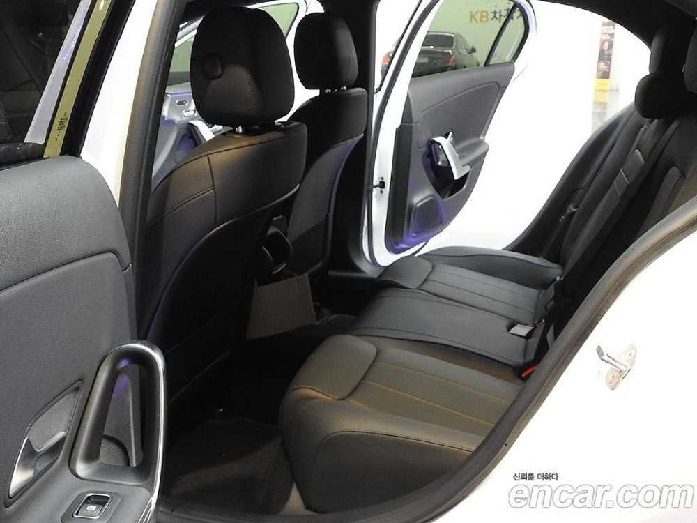 Mercedes-Benz A-Class W177 A220 Hatchback (04.2024)