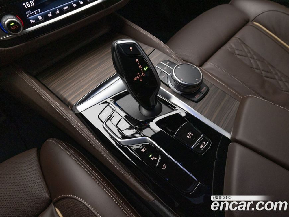 BMW 5 Series (G30) 530e M Sports (04.2021)