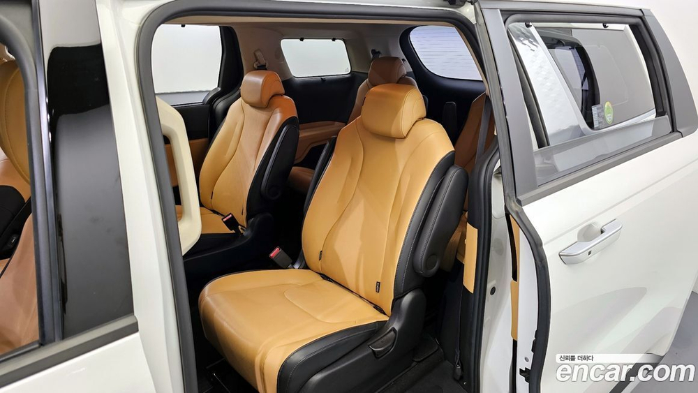 Kia Carnival (Sedona) 4 Generation 9-и местный Noblesse (09.2020)