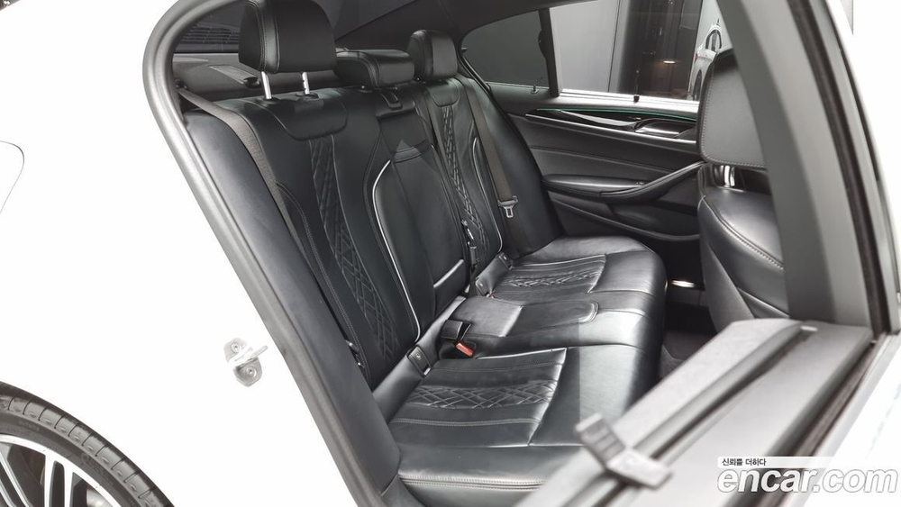 BMW 5 Series (G30) 530i M Sports Plus (05.2020)