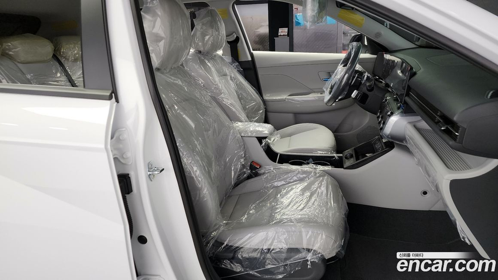 Hyundai KONA (SX2) Бензин 2.0 2WD (03.2024)