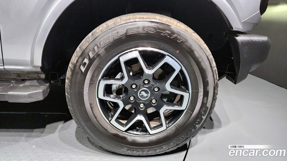 Ford Bronco 6 Generation 2.7 Outer Banks (12.2022)