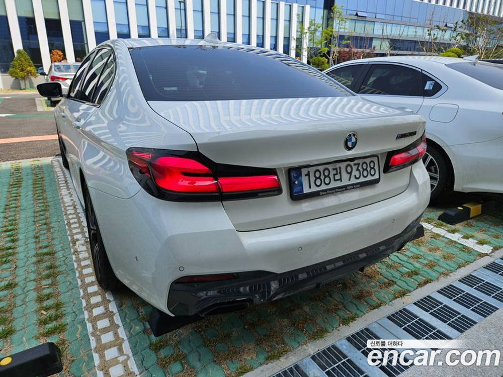 BMW 5 Series (G30) 520i M Sports (05.2022)