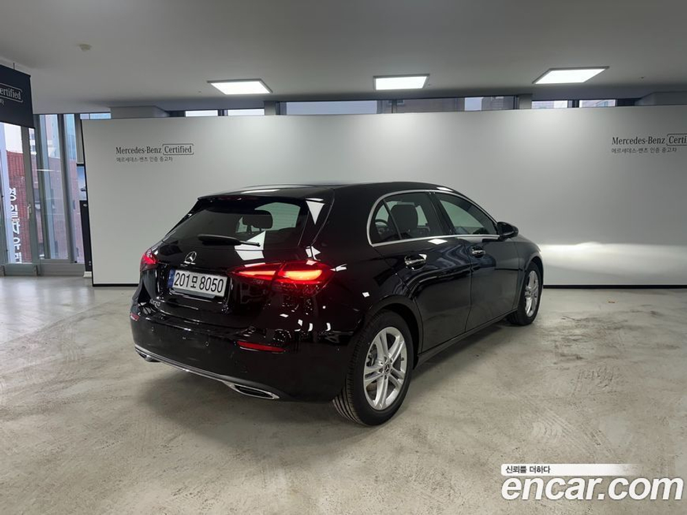 Mercedes-Benz A-Class W177 A220 Hatchback (12.2023)