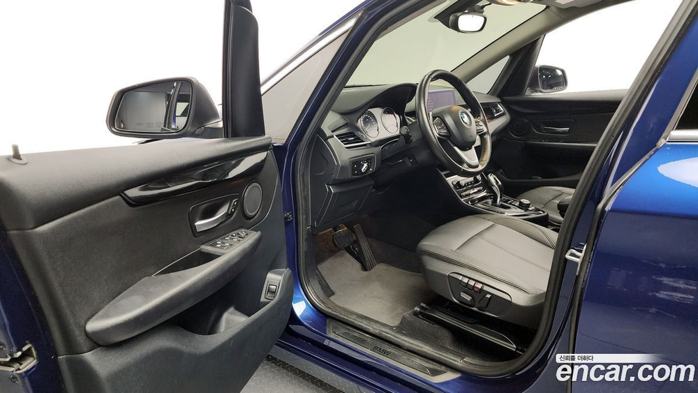 BMW 2 Series Active Tourer (F45) Advantage (11.2020)