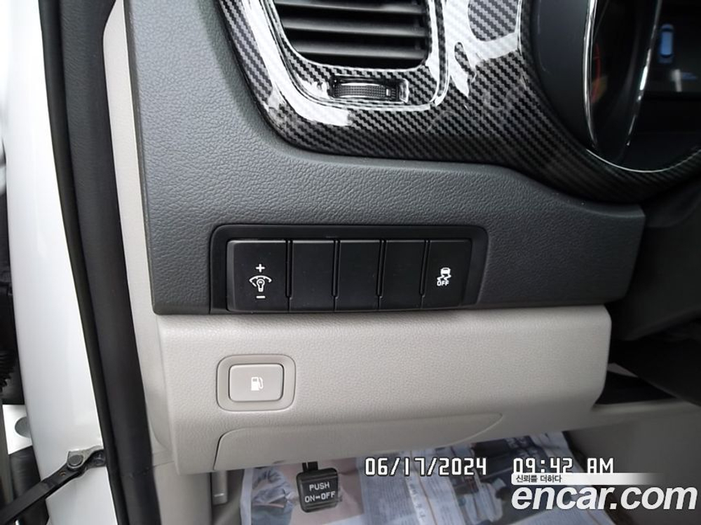 Kia The New Carnival (Sedona) 9-и местный Luxury (09.2019)