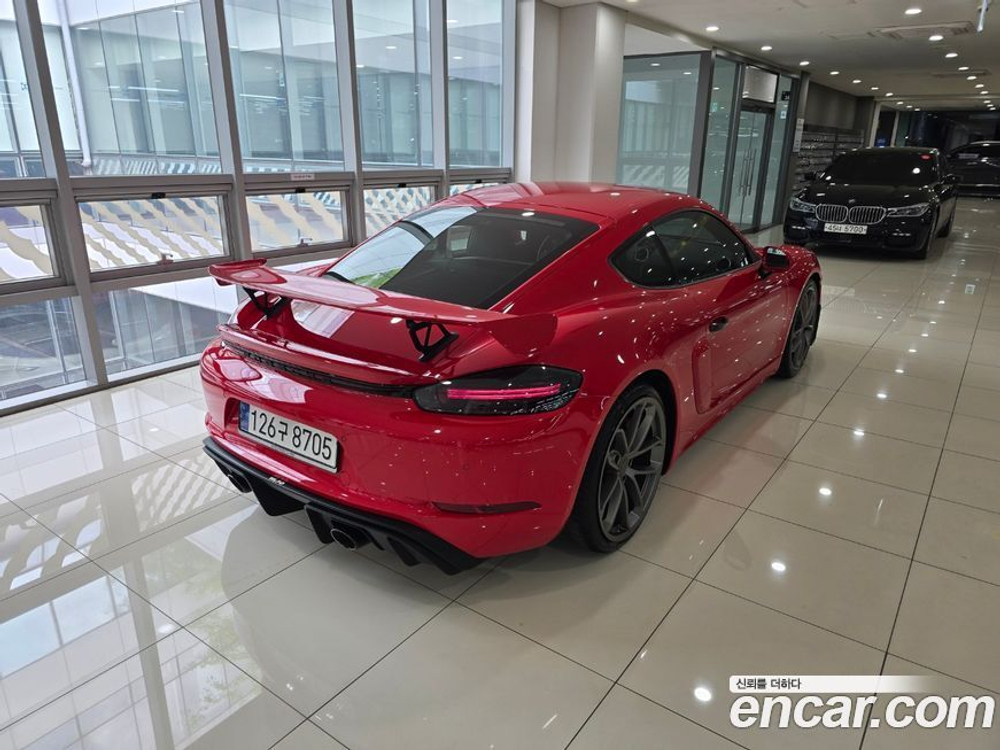 Porsche 718 Cayman 4.0 GT4 (11.2022)