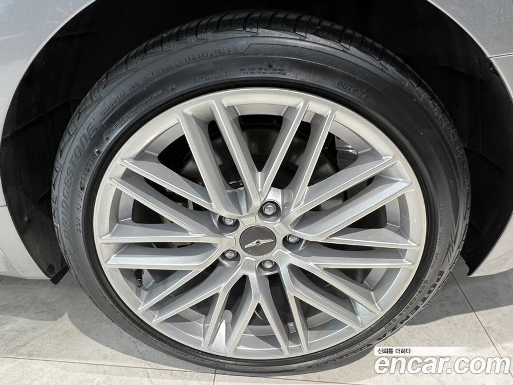 Genesis G70 2.0T AWD (03.2020)