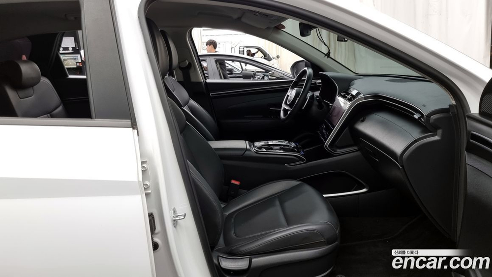 Hyundai Tucson (NX4) Дизель 2.0 2WD (04.2021)