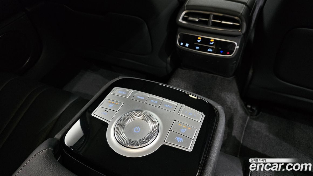 Genesis G80 (RG3) Бензин 2.5 Turbo 2WD (01.2022)