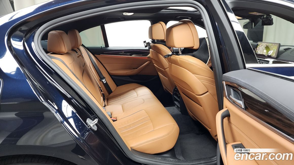 BMW 5 Series (G30) 520i M Sports (11.2021)