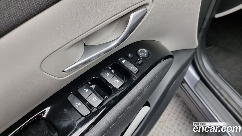 Hyundai Tucson (NX4) Бензин 1.6 Turbo 2WD (10.2023)