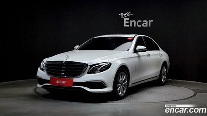 Mercedes-Benz E-Class W213 E220d 4MATIC Exclusive (08.2020)