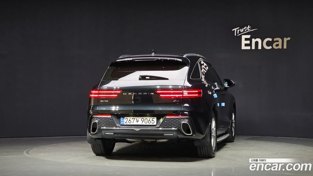 Genesis GV70 2.5T Бензин AWD (06.2021)