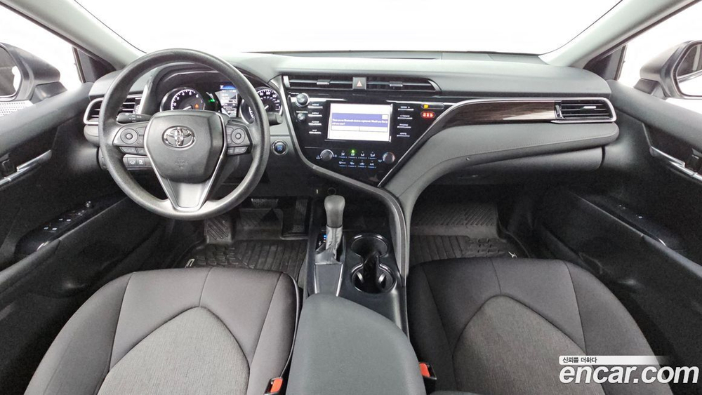 Toyota Camry (XV70) 2.5 (06.2022)