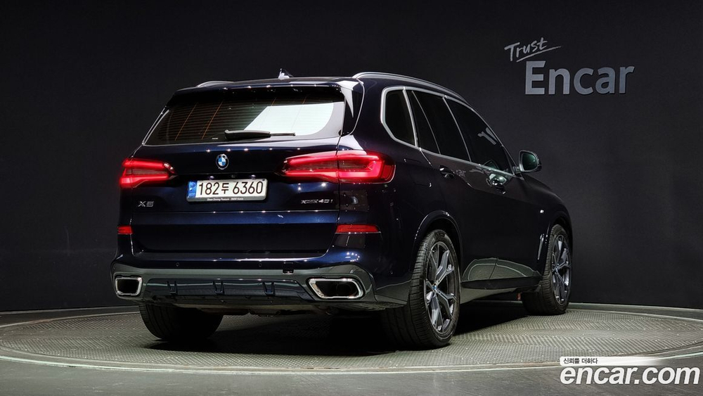 BMW X5 (G05) xDrive 40i M Sports (01.2022)