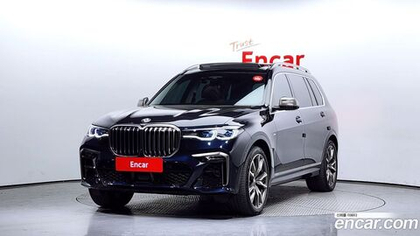 BMW X7 (G07) M50i 6-и местный (10.2020)
