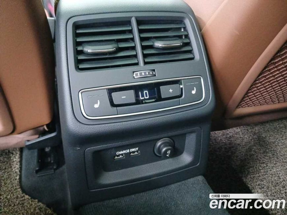 Audi A4 (B9) 45 TFSI Quattro Premium (04.2022)