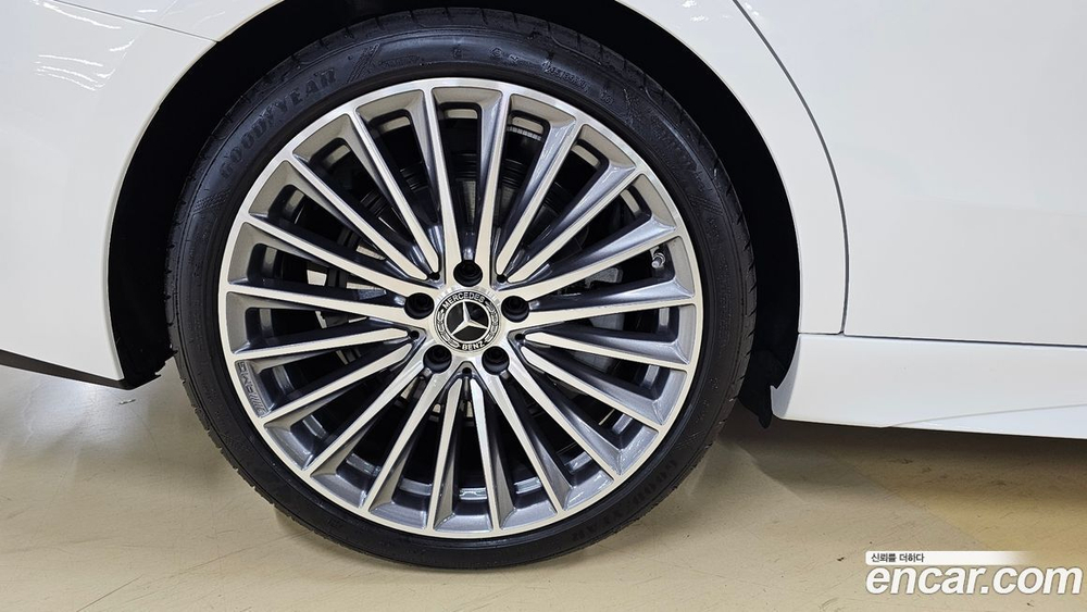 Mercedes-Benz C-Class W206 C300 4MATIC AMG Line (05.2023)