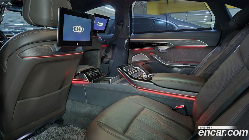 Audi A8 (D5) 60 TFSI Quattro LWB (04.2021)