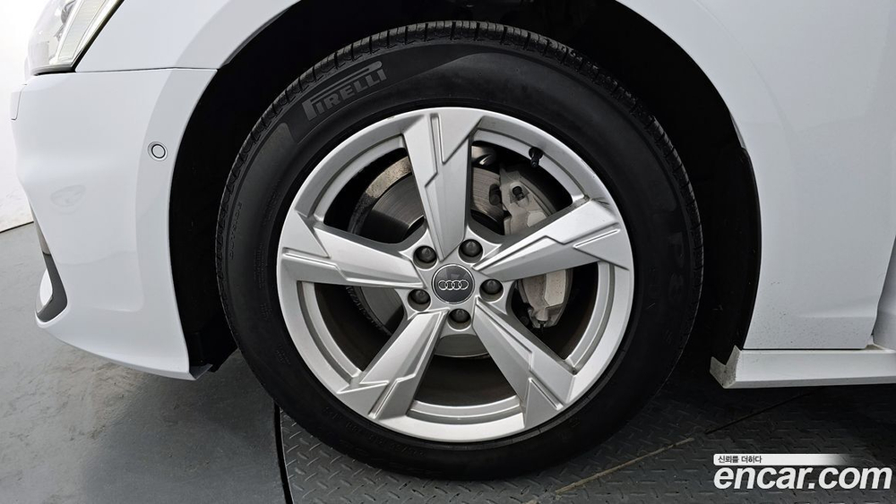 Audi A6 (C8) 40 TDI (03.2021)