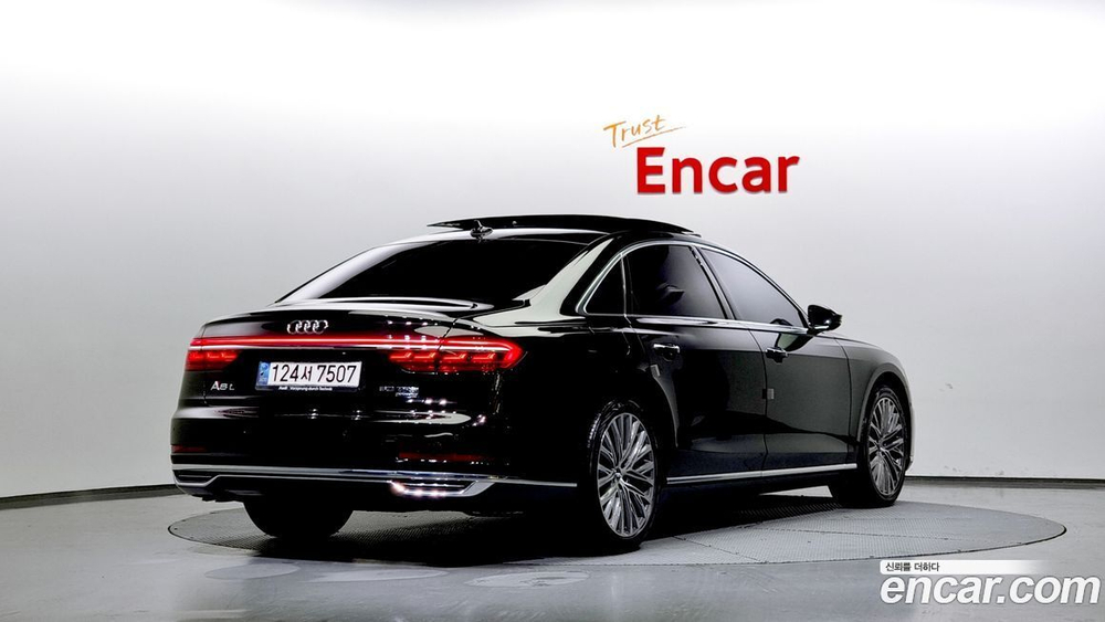 Audi A8 (D5) 60 TFSI Quattro LWB (12.2020)