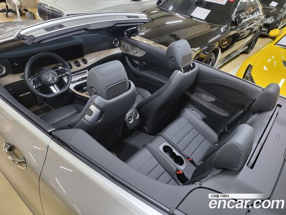 Mercedes-Benz E-Class W213 E450 4MATIC Cabriolet (01.2023)