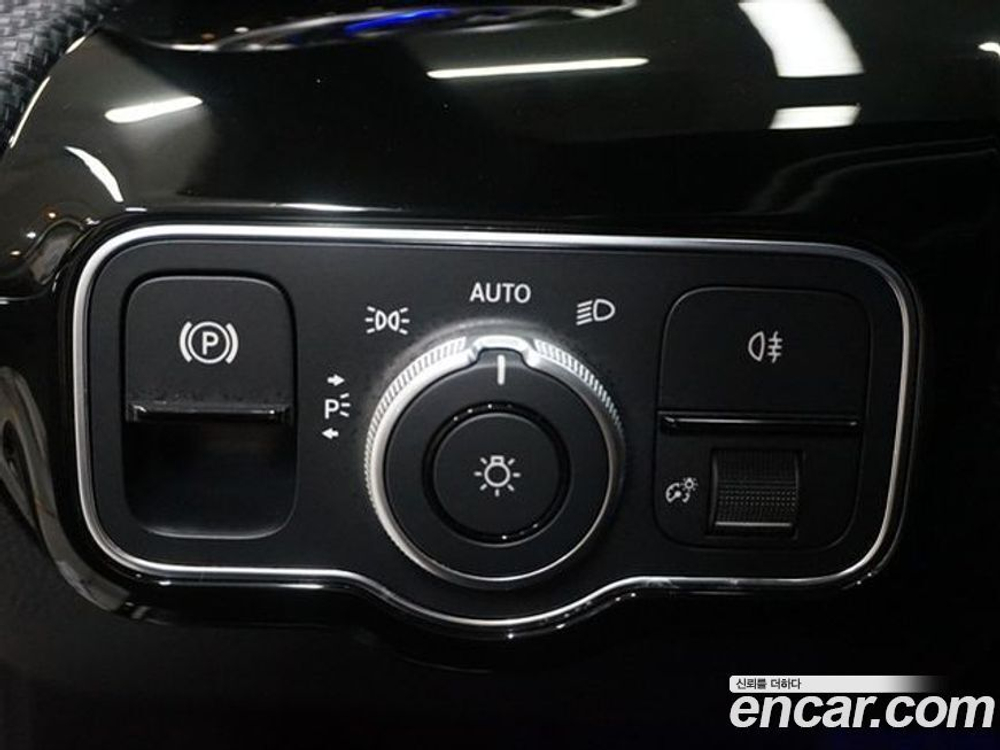 Mercedes-Benz A-Class W177 A220 Sedan (10.2020)