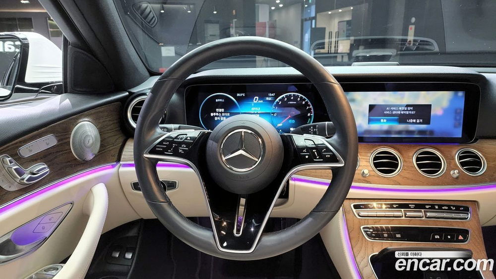 Mercedes-Benz E-Class W213 E300e 4MATIC Exclusive (08.2021)